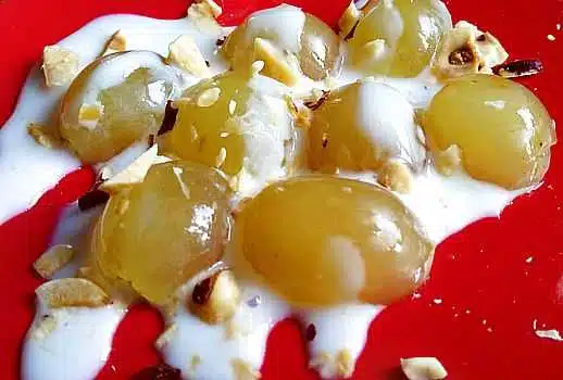 Soluzioni pronte davvero vantaggiose? 1 Uva, yogurt, nocciole 518